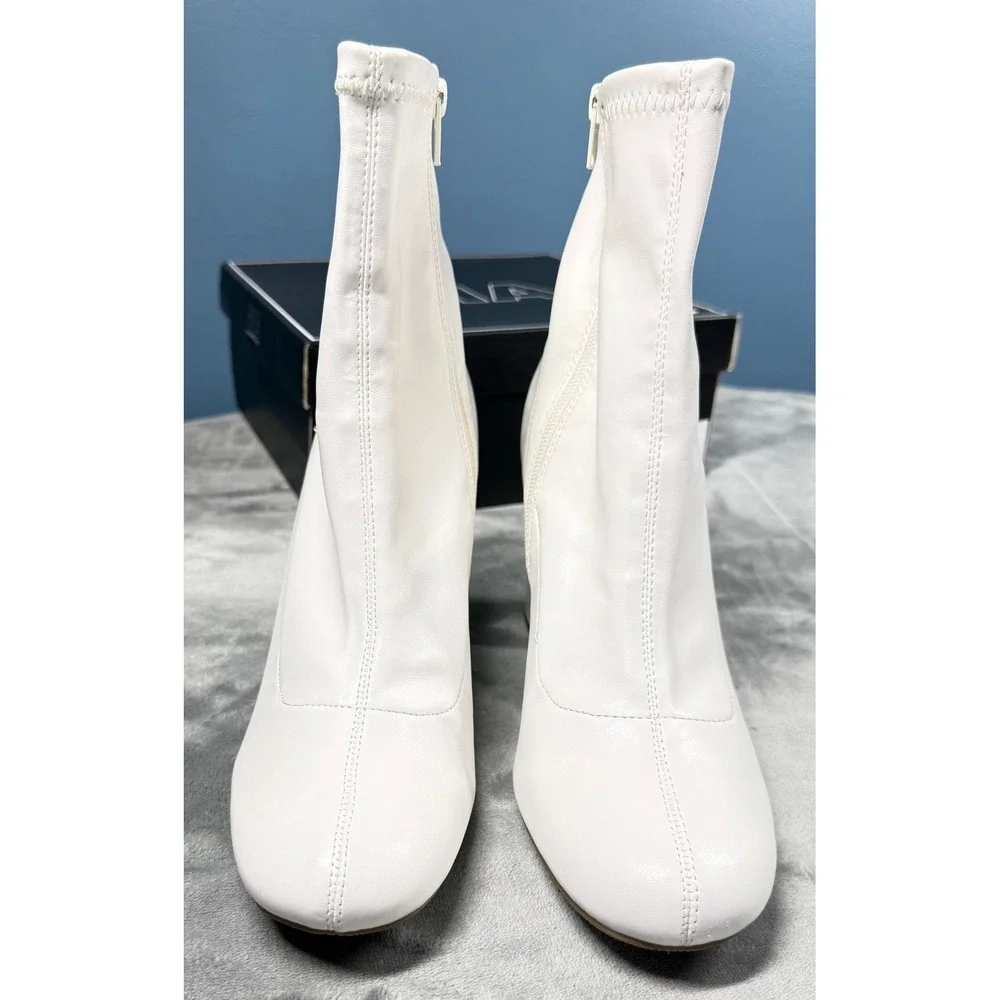 MIA Vickie P Boots Womens 10 White Stretch Sock Bootie Block Heel